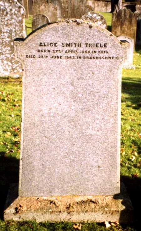 Tombstone of Alice Smith Thiele at Keig