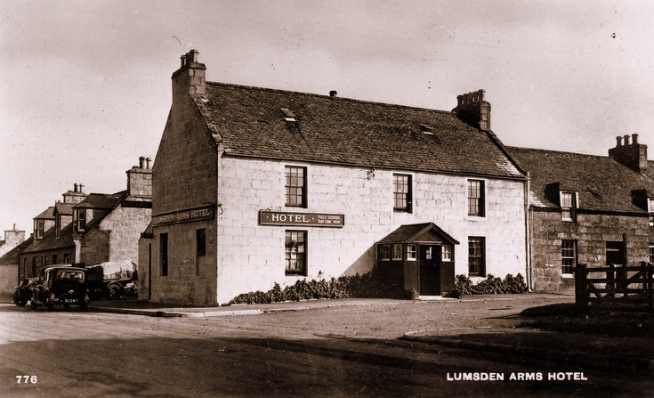 Lumsden Arms Hotel