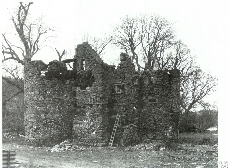 Terpersie Castle